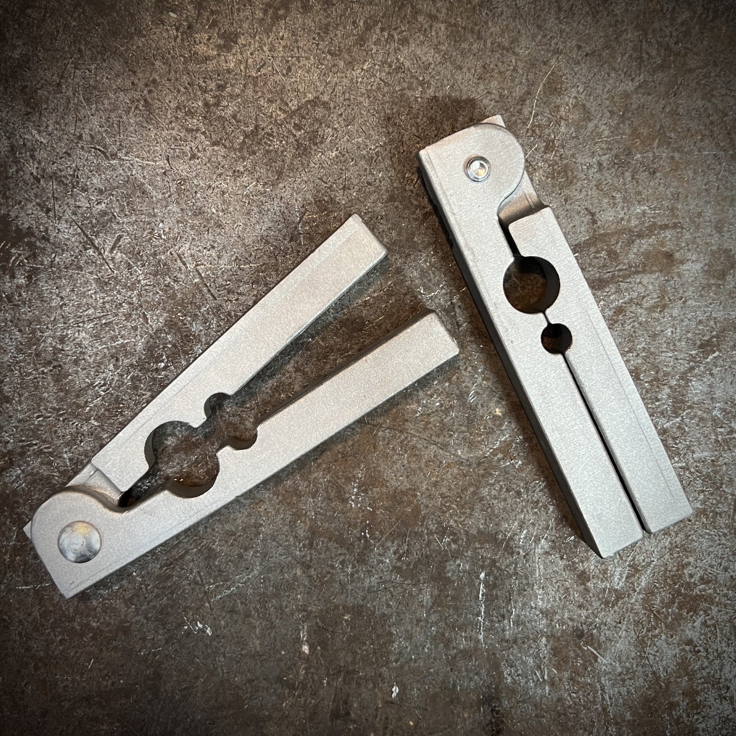 Aluminum Tail Stripper